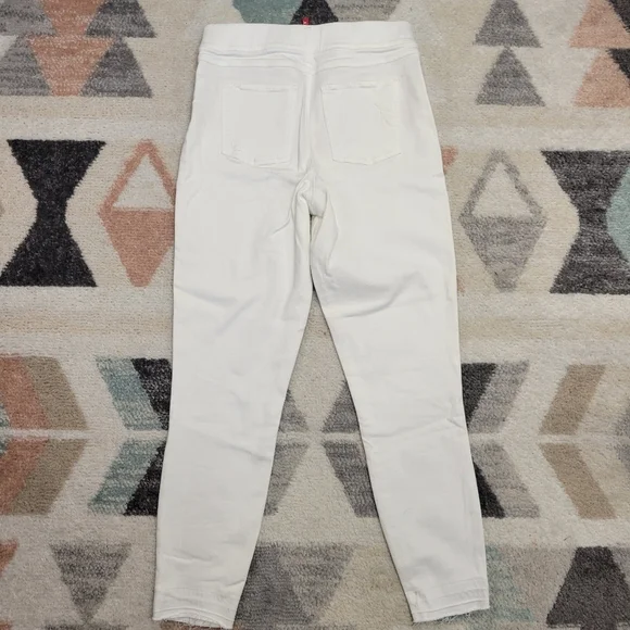 Spanx Distressed Skinny Jean White size Medium NEW - Picture 10 of 10